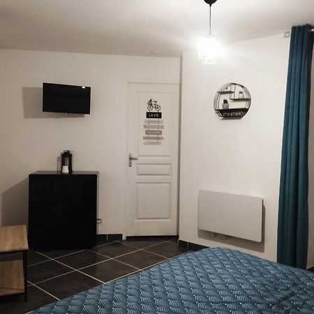 Appartement Avec Cour Plein Centre Foix Eksteriør billede